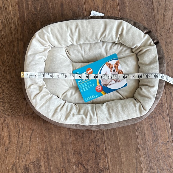 Small Pet Bed - Picture 4 of 5